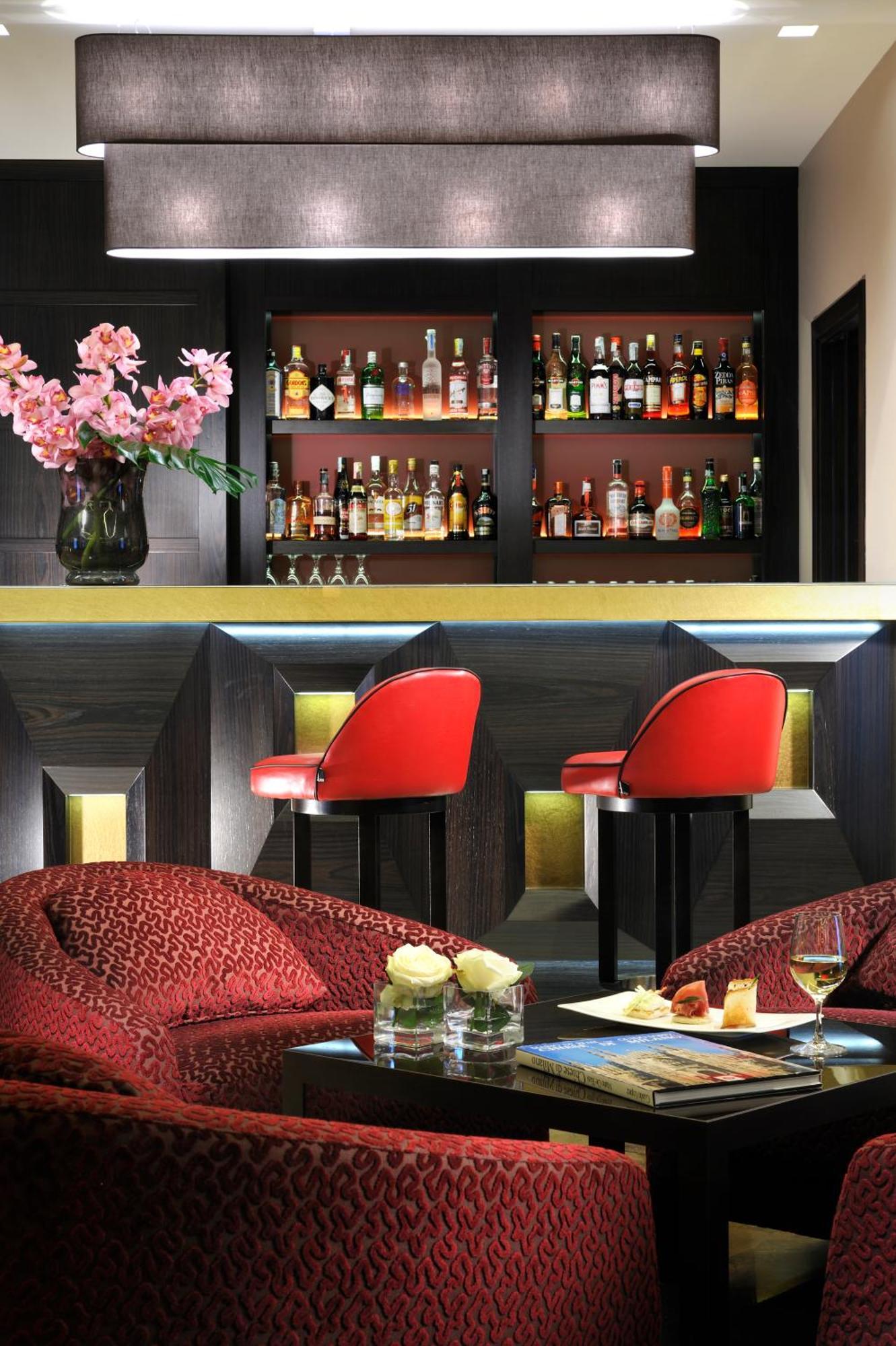 Uptown Palace Milan Restoran gambar