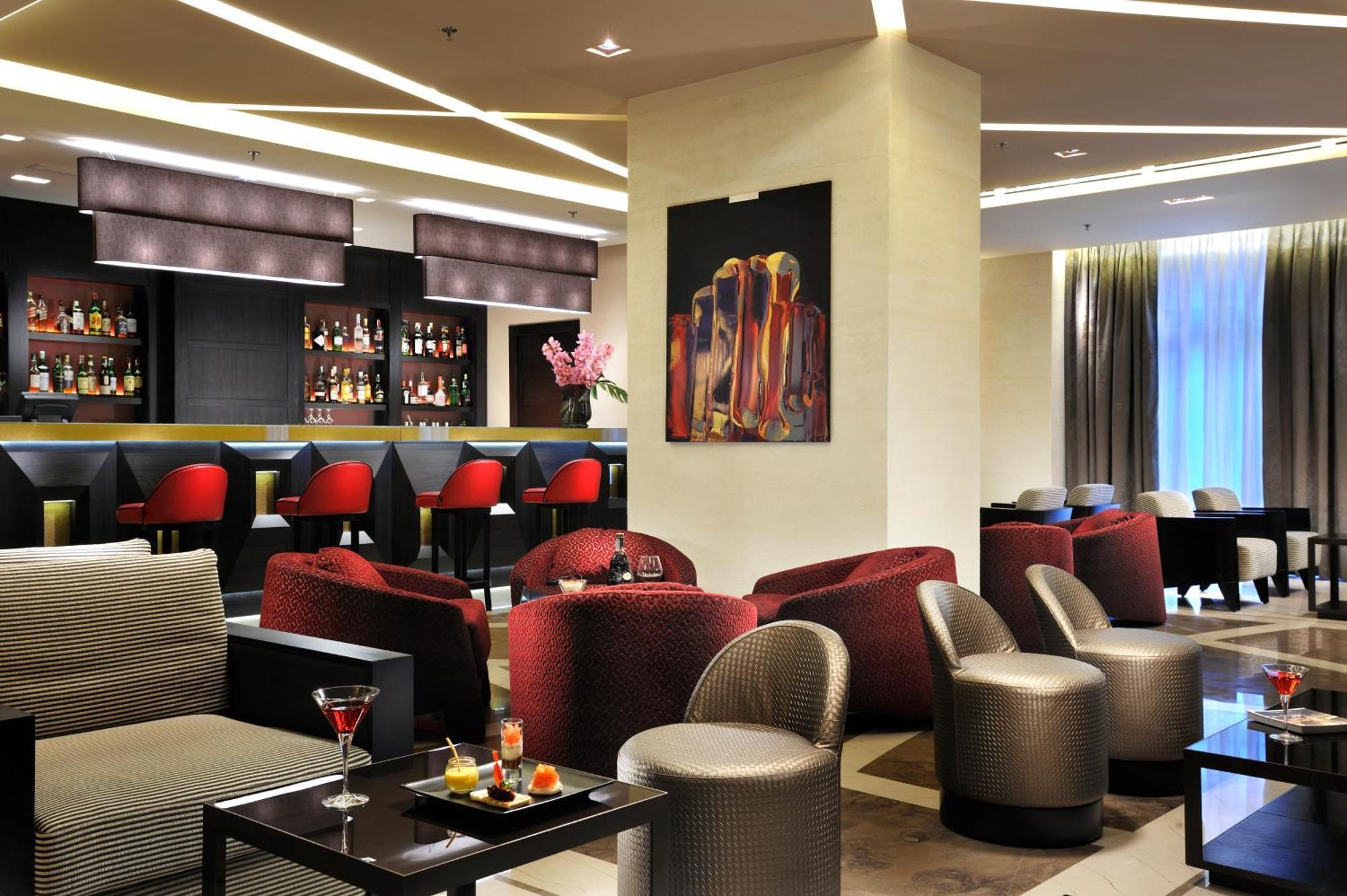 Uptown Palace Milan Restoran gambar