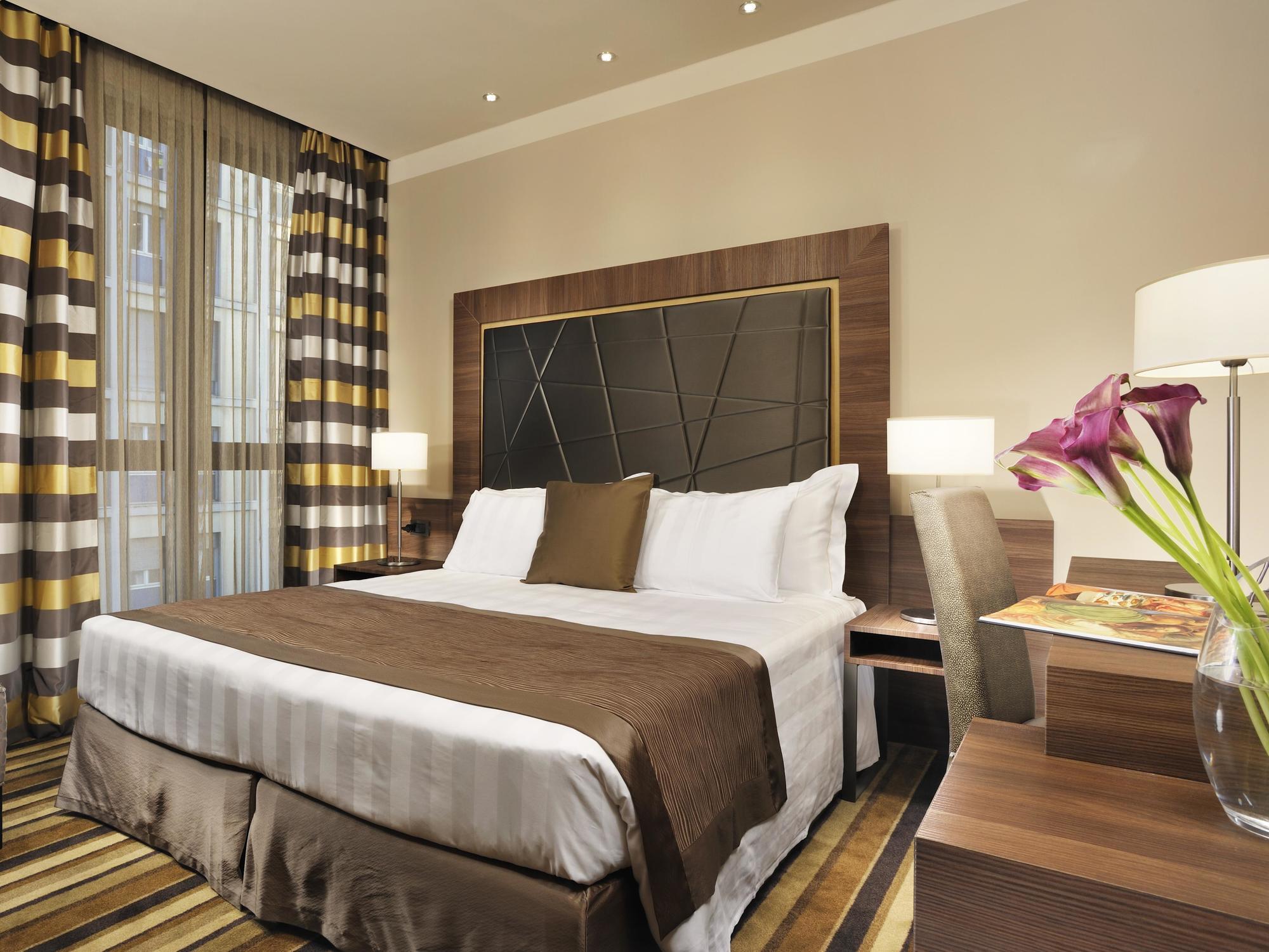 Uptown Palace Milan Luaran gambar