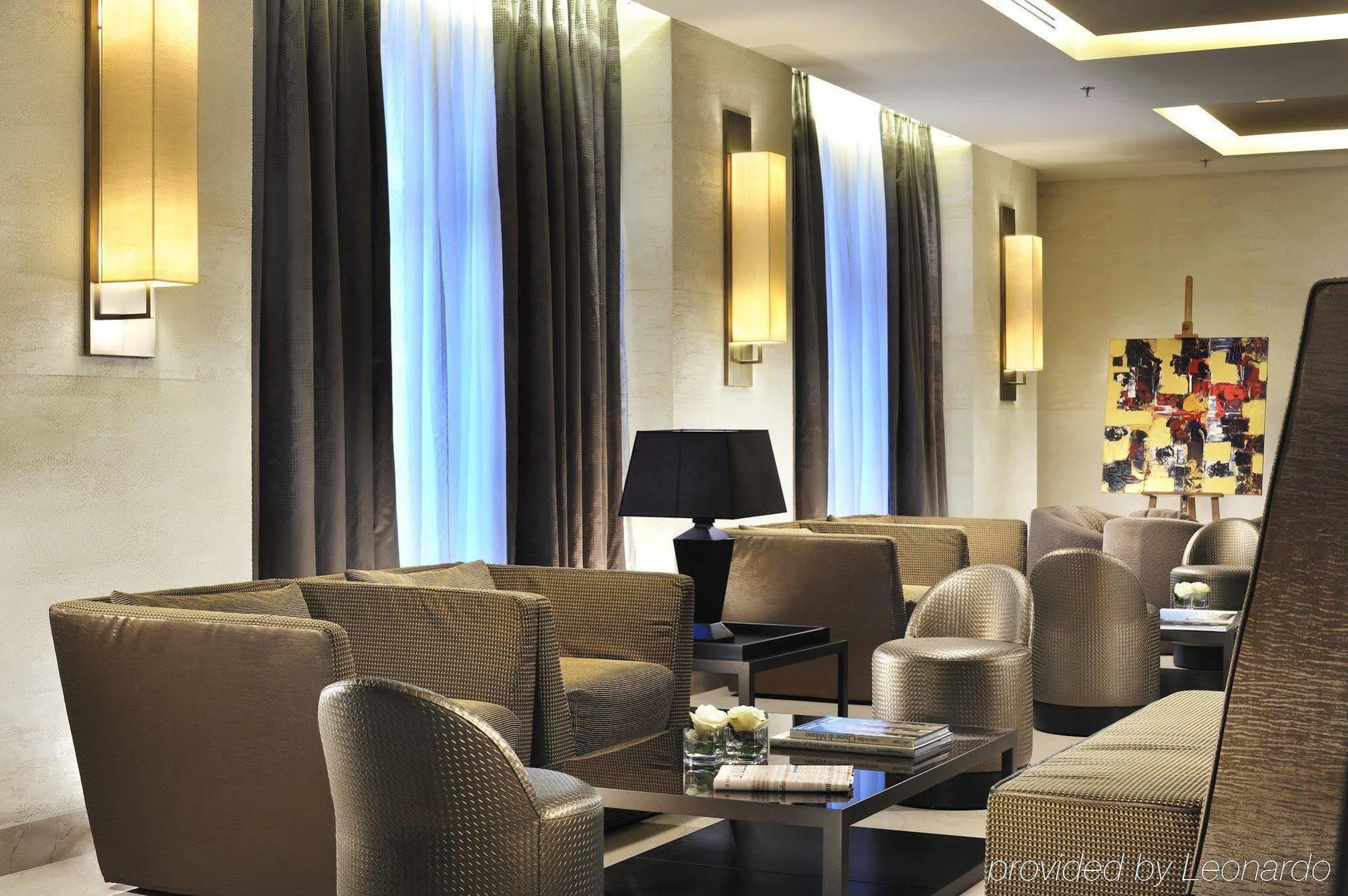 Uptown Palace Milan Dalaman gambar