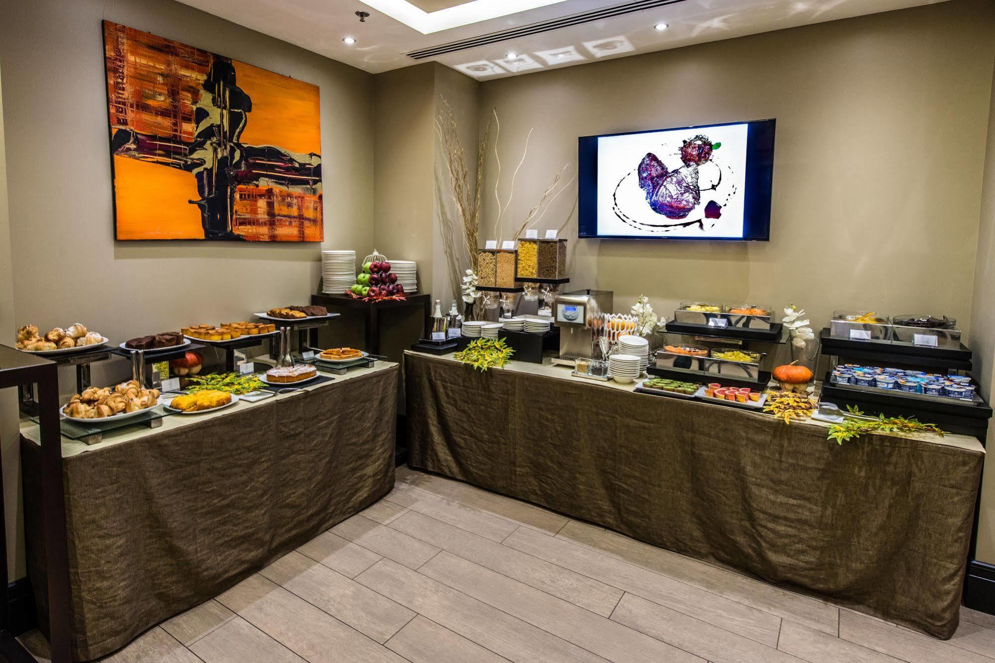 Uptown Palace Milan Luaran gambar